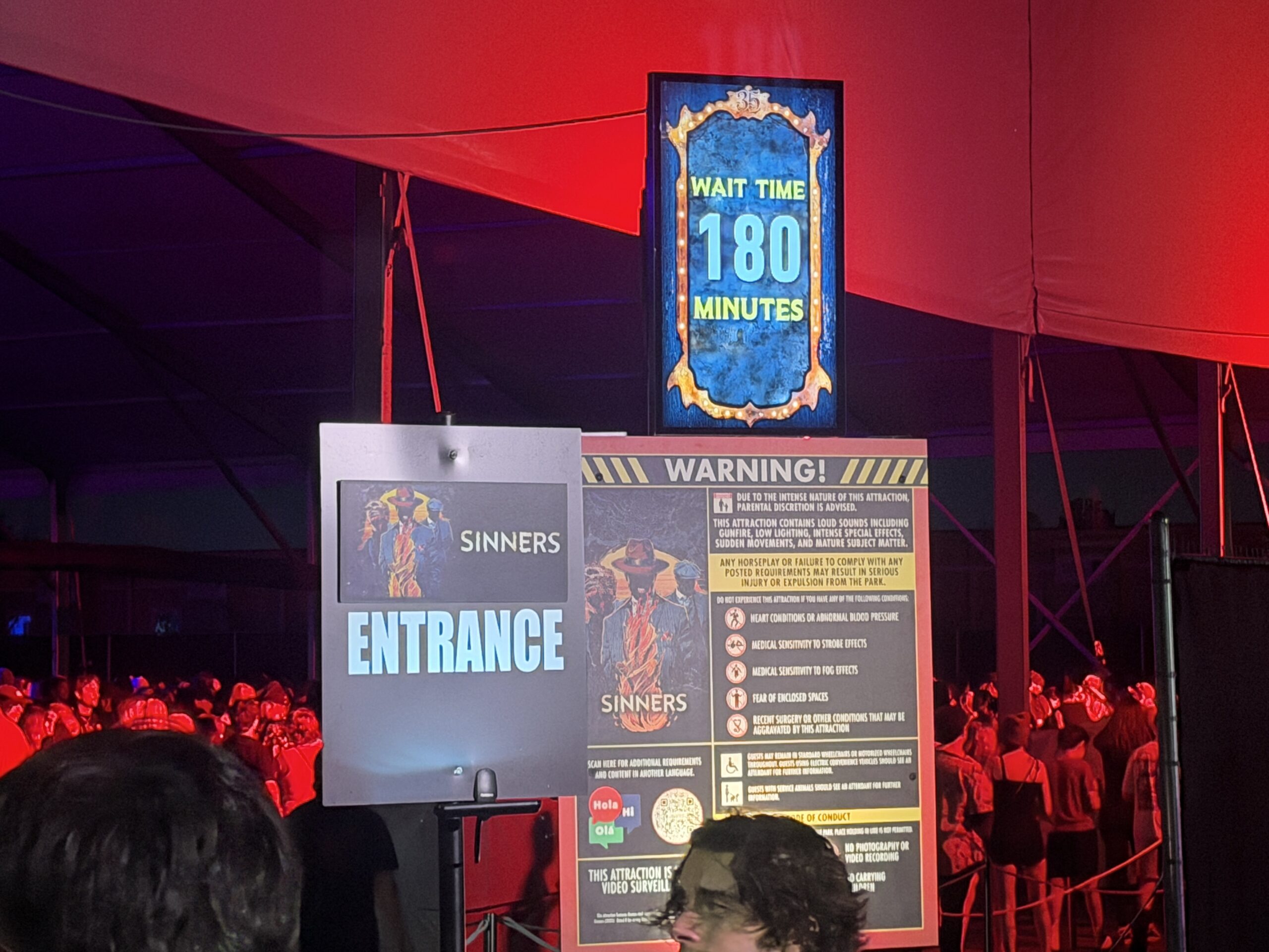 180 minute wait to get into the Sinners house at HHN 35 at Universal Studios in Orlando Florida.